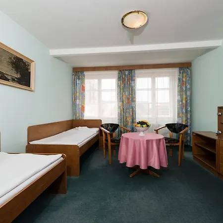 Szálloda Ensana Jalta Pöstyén